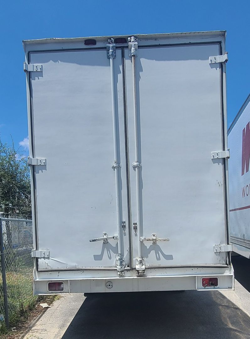 2000 INTERNATIONAL Navistar 4700 - Image 3